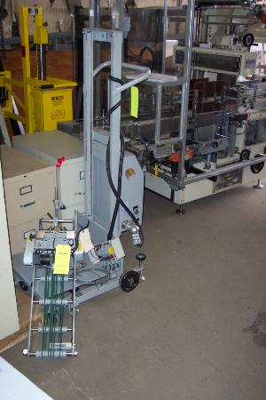 Longford International Insert Feeder