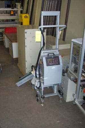 Longford International Insert Feeder