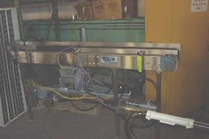 Descon Belt Conveyor, 7' Long x 12 Wide