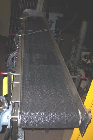 Descon Belt Conveyor, 7' Long x 12 Wide