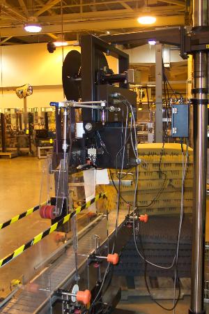Willett 2600 Print & Apply Pressure Sensitive Labeler