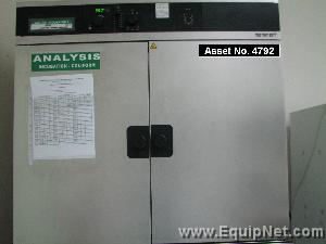 MEMMERT Incubator