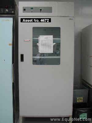 VWR Incubator