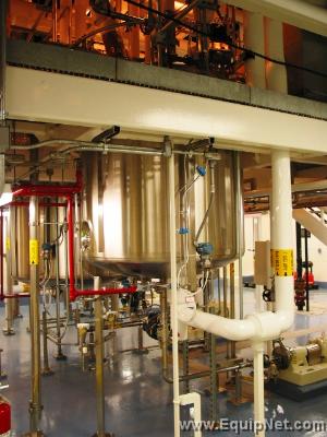 DCI 2200 Liter Platform Mounted Jacketed Stainless Steel Tank