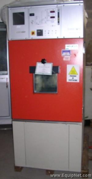 HERAEUS VOTSCH CLIMATIC TEST CHAMBER VTRK 300