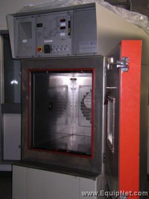 HERAEUS VOTSCH CLIMATIC TEST CHAMBER VTRK 300