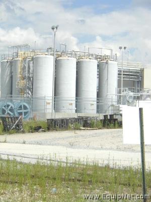 30,000 gallon fiberglass tank 12 available