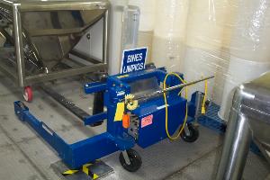 Vestil Mfg Company Hydraulic Tote Bin Lift/Transporter