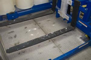 Vestil Mfg Company Hydraulic Tote Bin Lift/Transporter