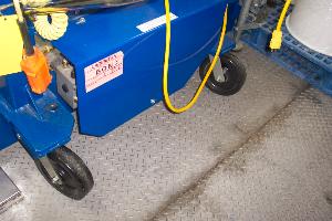 Vestil Mfg Company Hydraulic Tote Bin Lift/Transporter