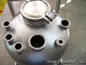 Apache Stainless Steel 20 Gallon Pressure Vessel