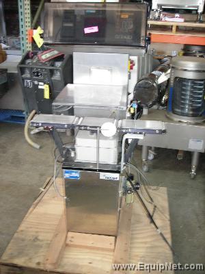 Garvens Conveyorized Check Weigher, Model SL2PM-MS
