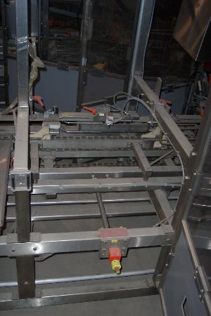 Schneider Stainless Steel Horizontal Case Packer with Case Elevator