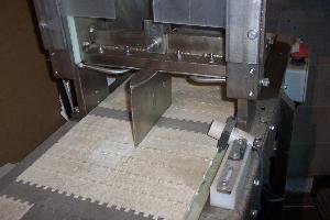 FMA Stainless Steel Cheese Cutting Conveyor