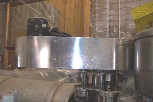 Federal Fogg 6 Head Rotary Filler/Capper