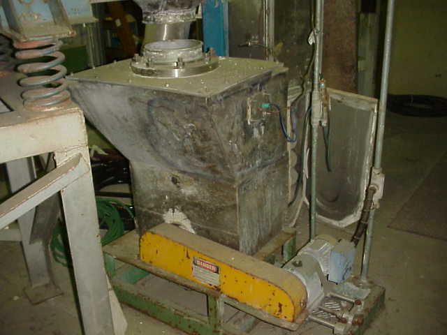 Feed Hopper, Cleveland Vibrator Co., GT-4750-200