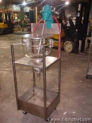 Brawn Pneumatic Mixing Motor and Vessel