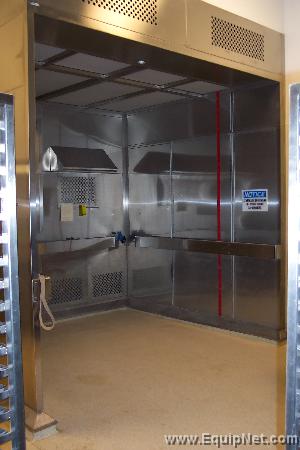 Extract Technologies Stainless Steel Downflow Containment Booth