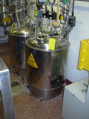 Pilat 0.14m3 Stainless Steel Vertical Tanks