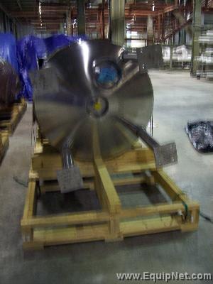 Unused 1600L T&C Tank Mounted on 4 Legs