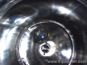 Unused 1600L T&C Tank Mounted on 4 Legs