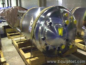 Unused 1200L T&C Tank Mounted on 4 Legs