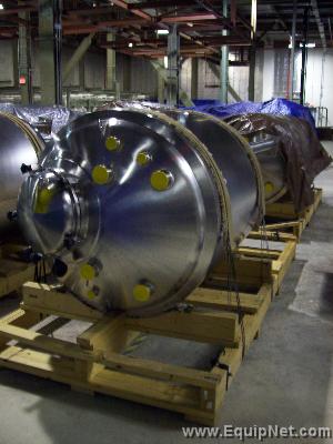Unused 1200L T&C Tank Mounted on 4 Legs