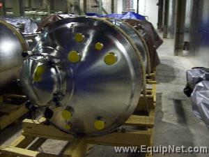 Unused 1200L T&C Tank Mounted on 4 Legs