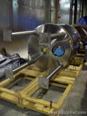 Unused 1200L T&C Tank Mounted on 4 Legs