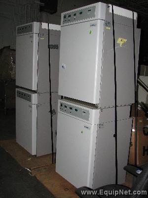 VWR/Sheldon Double Stack CO2 Incubator 