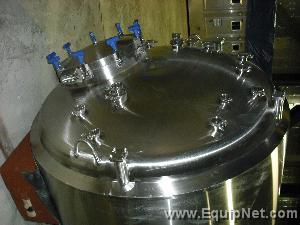 Unused 4,000 Liter Stainless Steel Storage Tank 