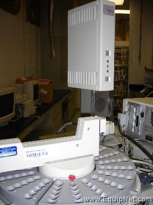 Hewlett Packard 5890 Gas Chromatograph 