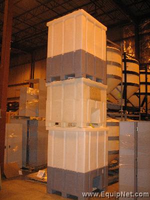 Lot of 3 Square Stackable Plastic Totes