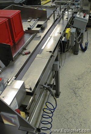 Belt Conveyor (used to convey cartons to the bundler)