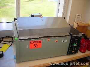 Fisher Shaking Water Bath, Model 129