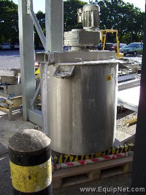 Groen Stainless Steel Jacketted Tank with a Paddle Mixer