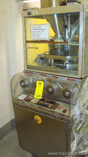 Kilian TX-30 Tablet Press
