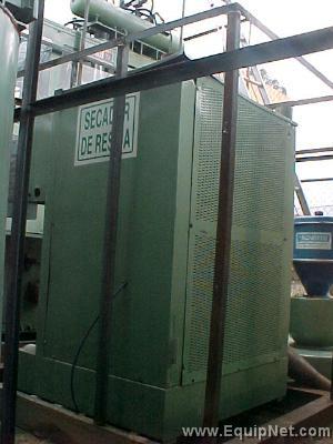 1992 AOKI 1 Inject PET preforms and blow bottles