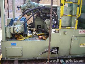 1992 AOKI 1 Inject PET preforms and blow bottles