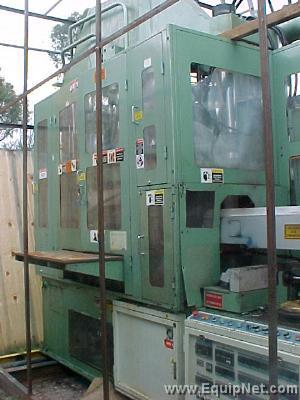 1992 AOKI 2 Inject PET preforms and blow bottles