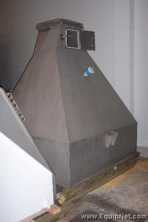 2,500 LB. Capacity Tote Dumper System/ K Tron Feeder