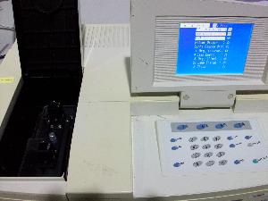 Shimadzu UV-1601 UV-Vis Spectrophotometer